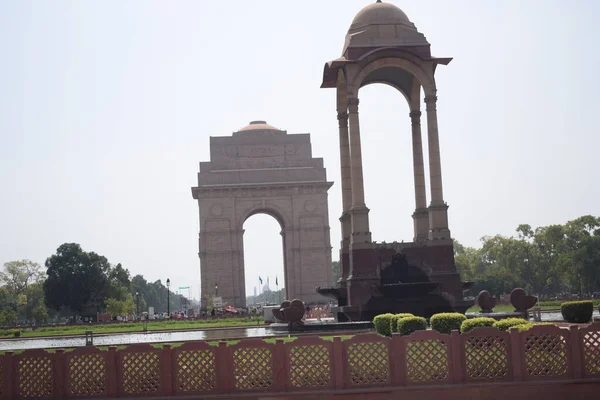 Індійська Брама Англ India Gate Військовий Меморіал Розташований Східному Краю — стокове фото