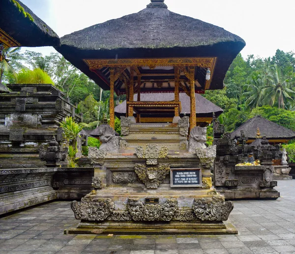 Tourné Intérieur Célèbre Temple Balinais Titra Empul Près Ubud Statues — Photo