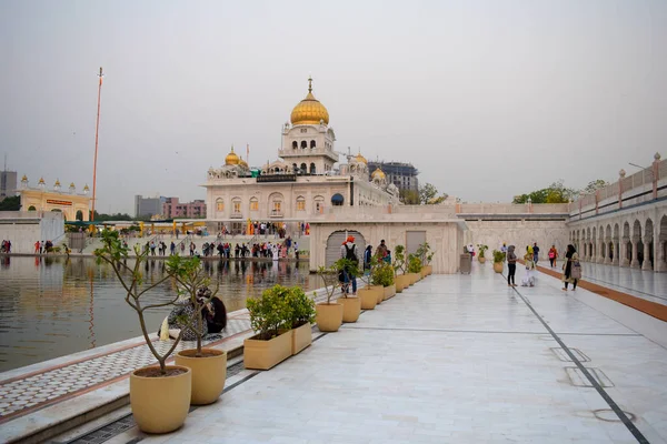 Gurdwara Bangla Sahib Sih gurdwara, Gurudwara, Gurudwara Bangla Sahib, Yeni Delhi, Hindistan