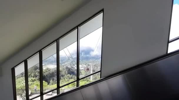 Sky View Chin Swee Jeskyně Chrám Skyway Lanovka Genting Highland — Stock video