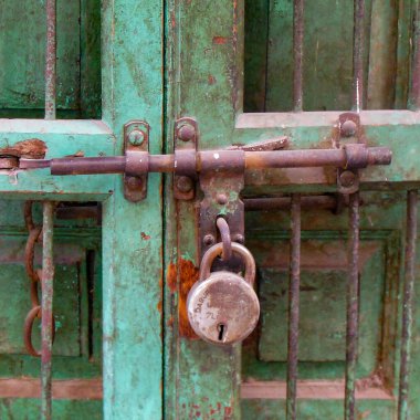 Eski Delhi bölgesindeki eski ev mimarisi Chandni Chowk Yeni Delhi, Hindistan, Delhi sokak fotoğrafçılığı