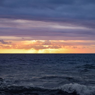 Akşamları Tanha Lot, Bali Endonezya, Güzel Tanha Sahil Manzarası Bali