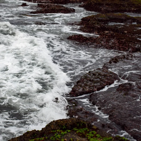 Akşamları Tanha Lot, Bali Endonezya, Güzel Tanha Sahil Manzarası Bali