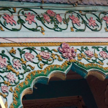 Gündüzleri Delhi 'nin Mini Tibet' i olarak da bilinen Majnu-ka-tilla 'nın içinde sokak fotoğrafçılığı, Delhi Caddesi Fotoğrafçılığı