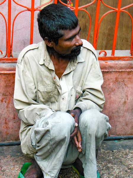 Παλιό Δελχί Ινδία Δεκεμβρίου 2019 Άνθρωποι Που Κάθονται Έξω Από — Φωτογραφία Αρχείου