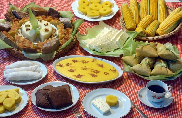 Comida Típica Las Festividades Junio Noreste Brasil Mesa Pasteles Queso — Foto de Stock