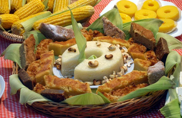Makanan Khas Dari Perayaan Juni Timur Laut Brasil Meja Kue — Stok Foto