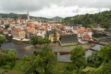 Çek Cumhuriyeti Cesky Krumlov 'da yağmurlu bir gün