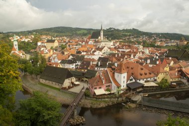 Çek Cumhuriyeti Cesky Krumlov 'da yağmurlu bir gün