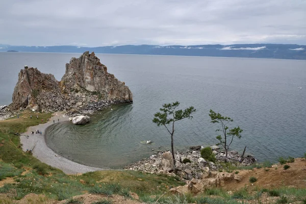 Rock Shamanka - Baykal Gölü 'nün sembollerinden biri..