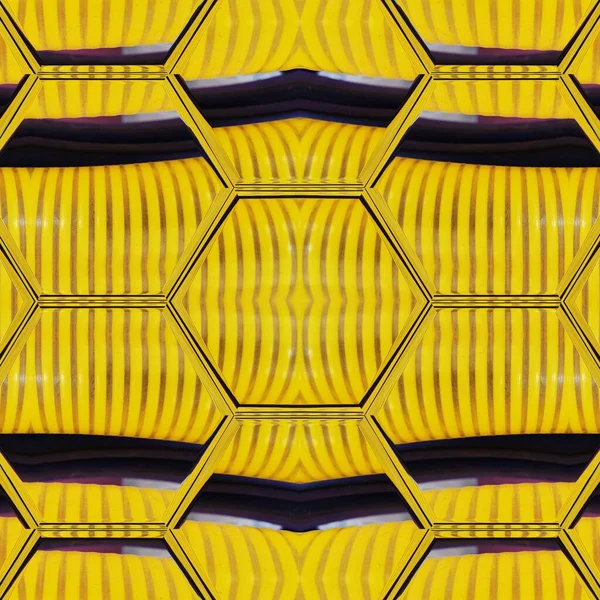 色彩艳丽的亮黄色聚氯乙烯塑料管 黑色背景转化为对称六角形花纹图案及设计范围 — 图库照片