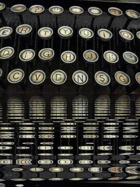 Vintage Mechanical Hand Typewriter Letter Keys Making Abstract Patterns Design — Stock Photo, Image