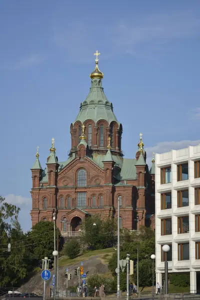Helsinki, Finlandia. 23 lipca 2014. Katedra Uspenskiego. Wzgórze centrum fińskiej prawosławnej wiary z ozdobną dekoracją wnętrz. — Zdjęcie stockowe