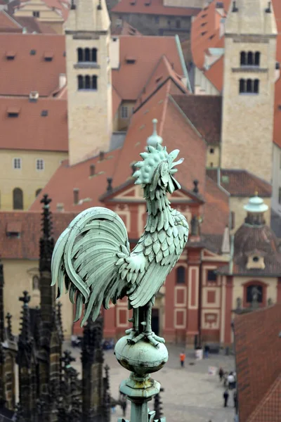 Meteorologia Bronzo Sul Tetto Della Cattedrale San Vito Castello Praga — Foto Stock