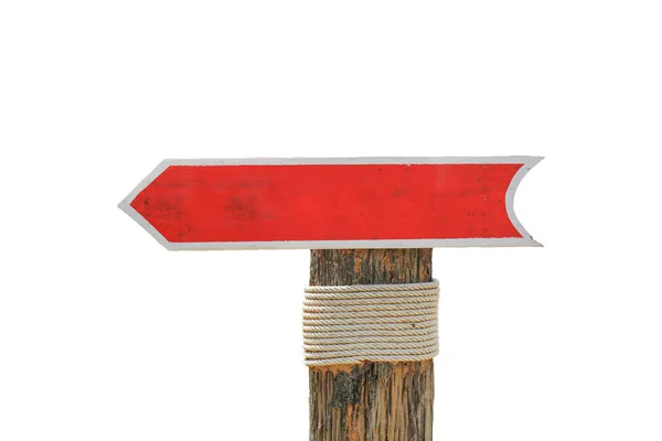 Madeira em branco permitem ponteiro sinal vermelho para fundo ou texto em branco isolado. caminho de recorte — Fotografia de Stock