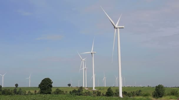 Чистая и возобновляемые источники энергии, энергия ветра — стоковое видео