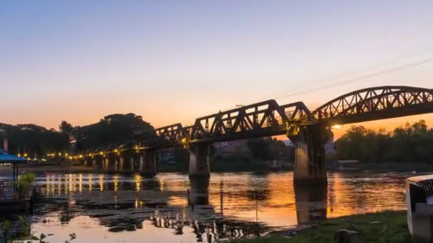 Time Lapse Bridge River Kwai Day Night Tourists Walking Bridge — 비디오