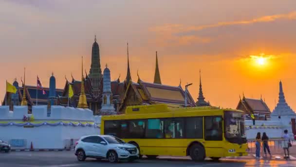 Временной Промежуток Ват Пхра Кэу Изумрудного Будды Бангкоке Таиланд Заходом — стоковое видео