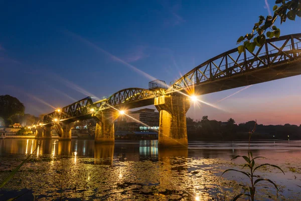 Landschap Van Bridge River Kwai Kanchanaburi Thailand Nacht Een Beroemde — Stockfoto