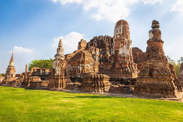 Paisaje Wat Mahathat Templo Buddhist Templo Construido Épocas Antiguas Ayutthaya —  Fotos de Stock