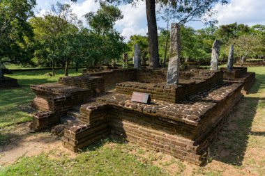  Sri Lanka 'daki antik tapınak kalıntıları