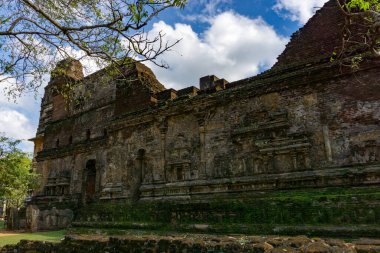  Sri Lanka 'daki antik tapınak kalıntıları