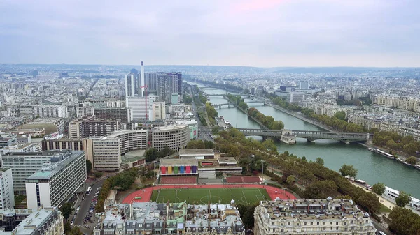 Paris aerial view of Seine and bridge — Stock Photo, Image