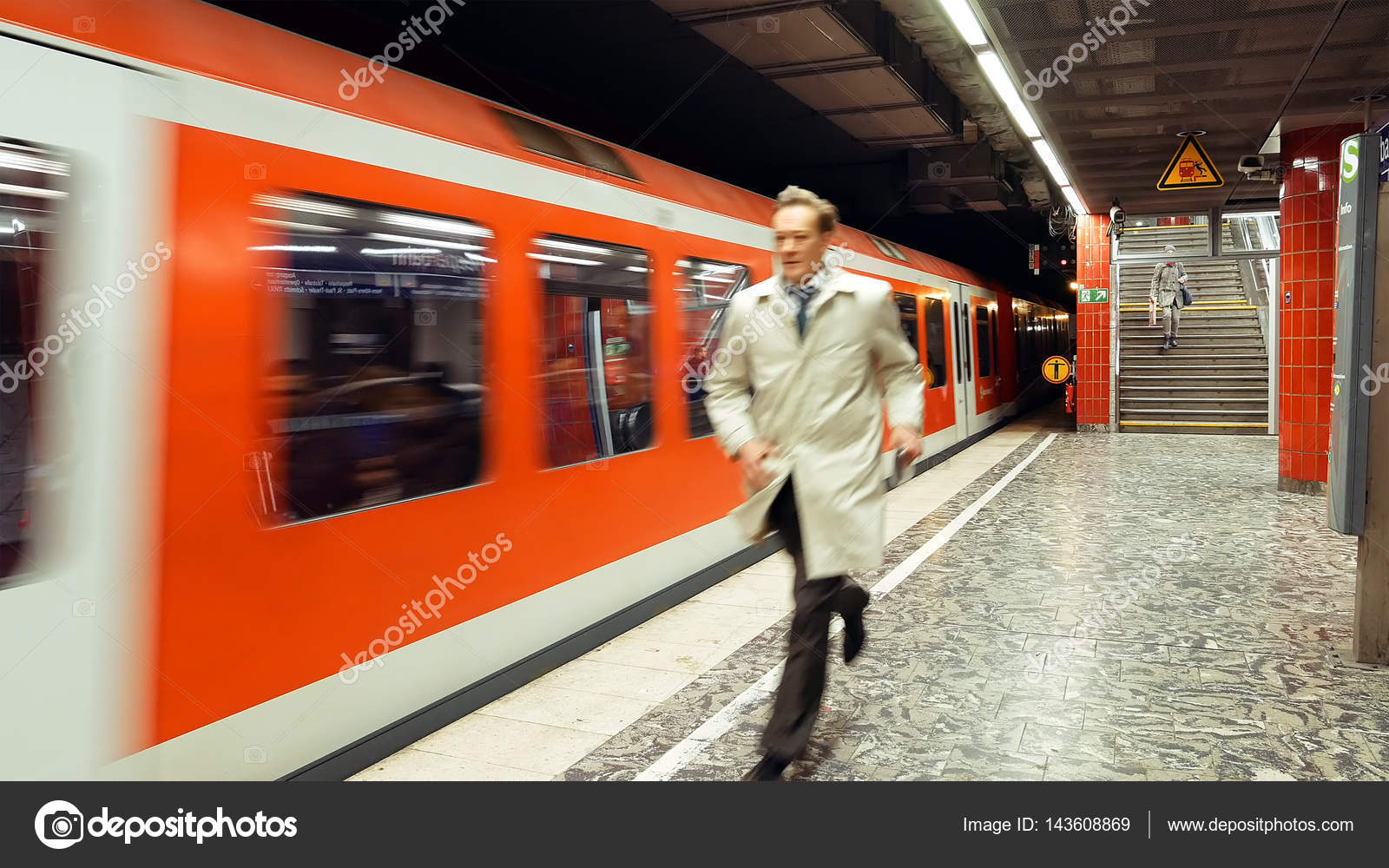 2018 A Man In A Hurry 2018 A Man In A Hurry