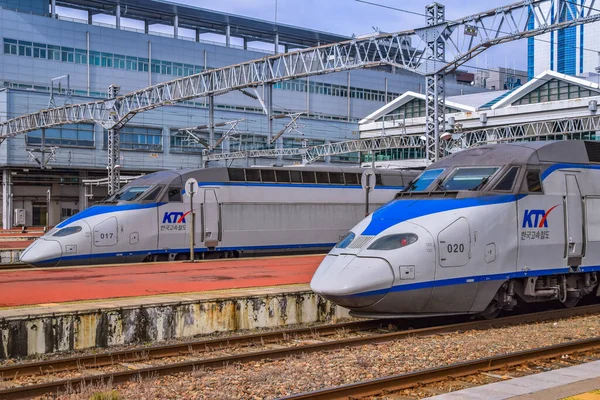 Korail Korea High Speed Rail Ktx Züge Bahnhof Busan — Stockfoto