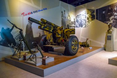 Güney Kore, Seul 'deki Kore Savaş Anıtı.