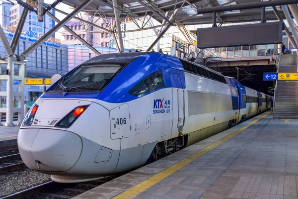 Seul Coreia Sul 2020 Trem Alta Velocidade Esperando Para Partir — Fotografia de Stock