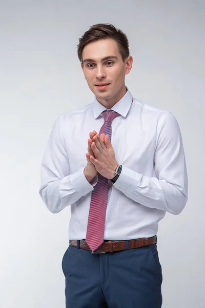 Hombre Joven Guapo Con Pelo Corto Oscuro Traje Azul Una —  Fotos de Stock