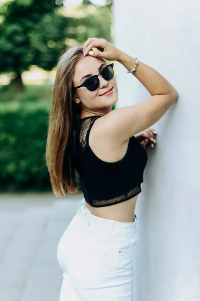 Street Portrait Beautiful Lady Looking Camera — Stock Photo, Image