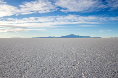 Bolivya 'daki Uyuni tuzlu bataklığı güzel gün batımları ve günbatımları