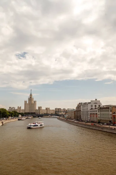 Vue Sur Remblai Rivière Moscou Hôtel Ukraine Moscou Vue Depuis — Photo