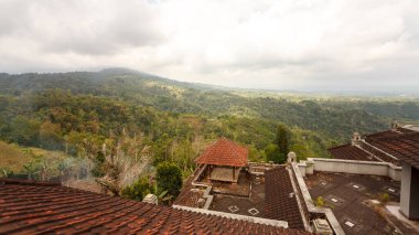 Endonezya 'da Bali' de terk edilmiş bir otel olan Bedugul Taman Rekreasi Hotel & Resort 'un bölgesi
