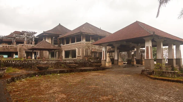 Territorio Hotel Abandonado Bedugul Taman Rekreasi Hotel Resort Bali Indonesia — Foto de Stock