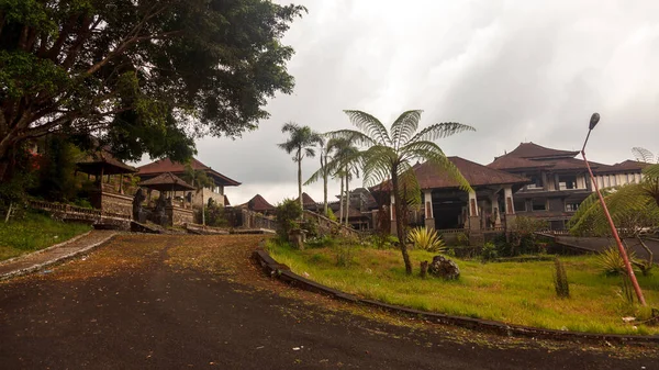 Território Hotel Abandonado Bedugul Taman Rekreasi Hotel Resort Bali Indonésia — Fotografia de Stock