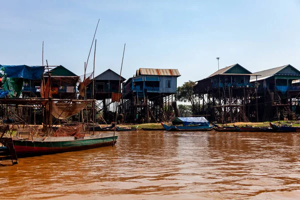 Tonle Sap Kambodscha Februar 2014 Das Dorf Kampong Phluk Während — Stockfoto