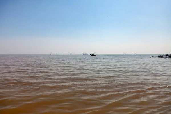 Tonle Sap Camboja Fevereiro 2014 Aldeia Kampong Phluk Durante Estação — Fotografia de Stock