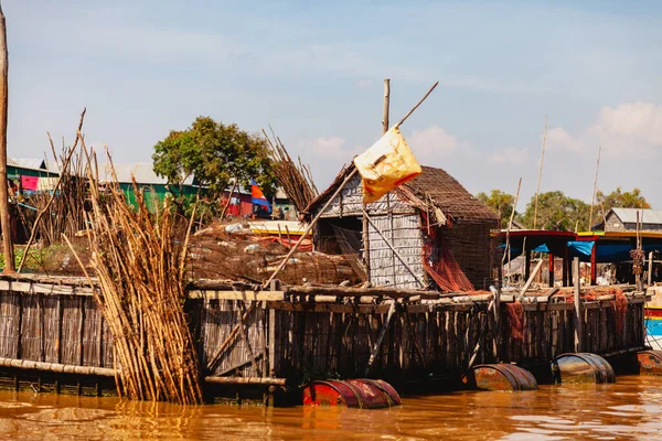 Tonle Sap Kambodscha Februar 2014 Das Dorf Kampong Phluk Während — Stockfoto