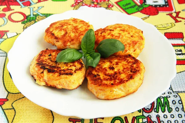 Chuletas de pollo picado y calabaza — Foto de Stock