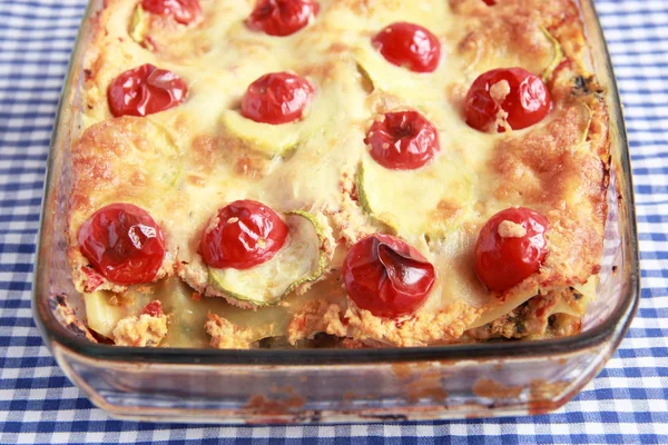Lasagne with cheese and tomatoes