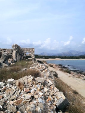 Eski harabe bir otel.