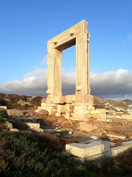 Portara Bei Schönem Sonnenuntergang Auf Naxos Griechenland — Stockfoto