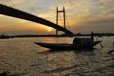 VIDYASAGAR SETU KOLKATA VE GÜNEŞ