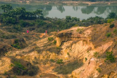 BATI BENGAL 'İN GANGANI GANGANI KANYONU