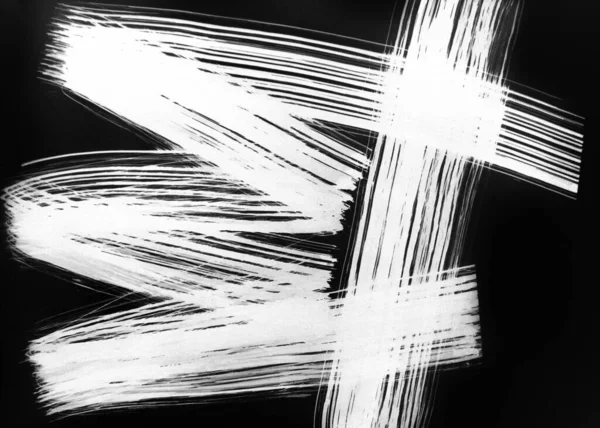 Düz ve zigzag çizgilerinin kesiştiği yer. Geniş çizgileri olan uyumlu bir el yazısı. Meditasyon enerjisi