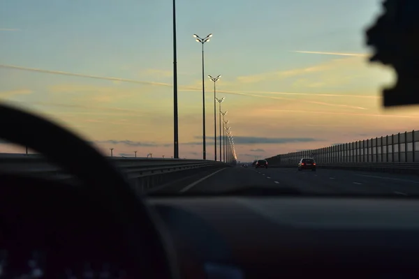 Gece araba trafiği