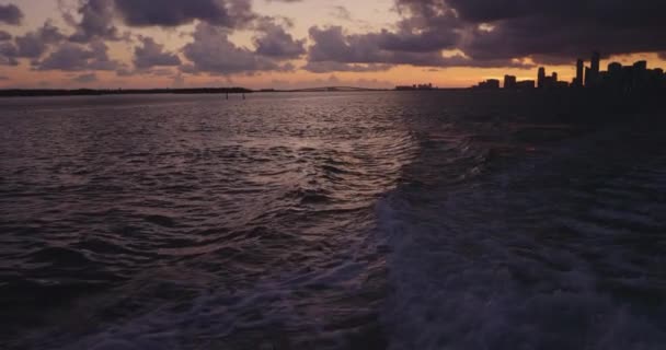 Vista Estela Desde Barco Bahía — Vídeo de stock